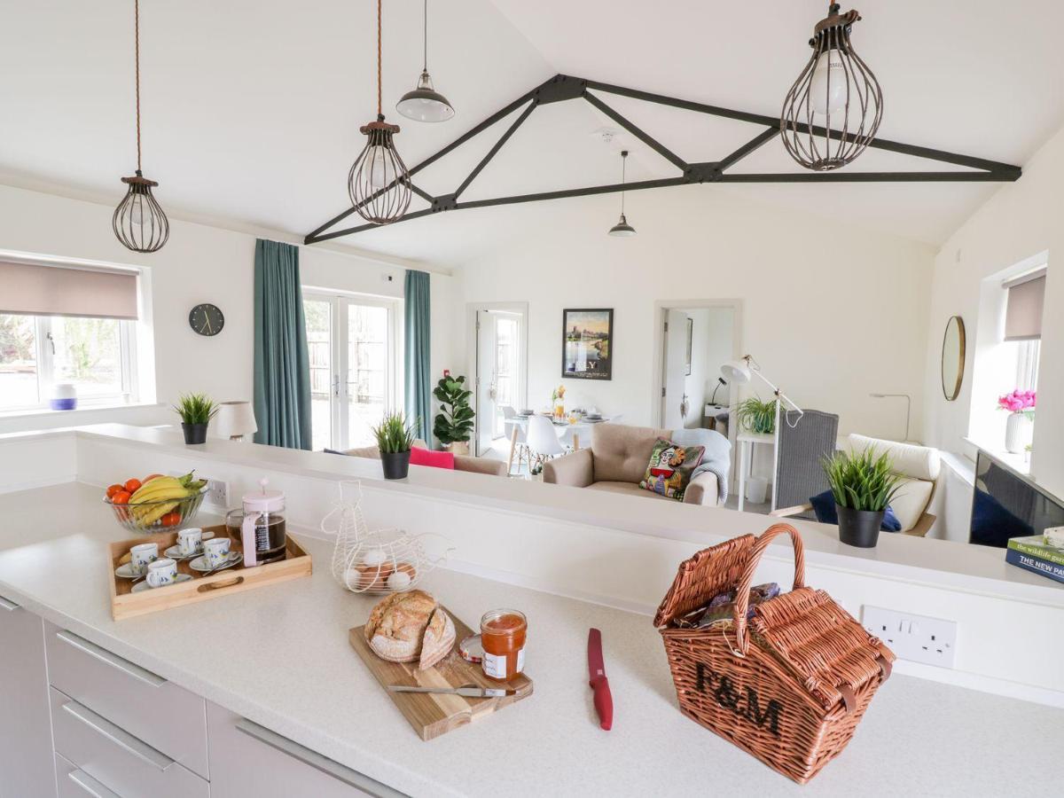 Oak Cottage At Gravel Farm Stretham المظهر الخارجي الصورة